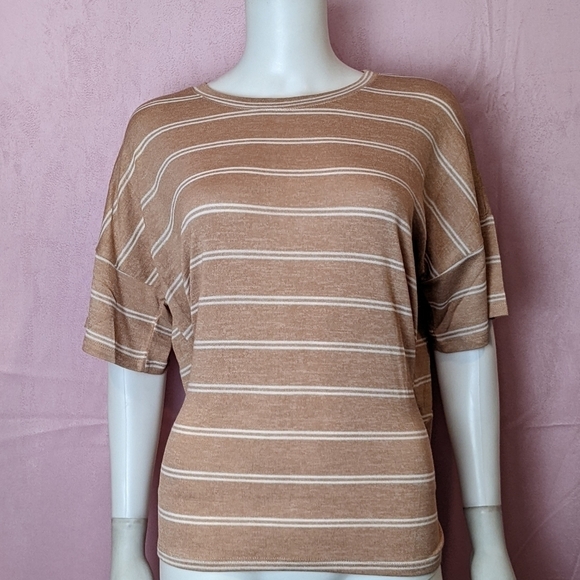 Urban Outfitters Neutral Striped Half Sleeve Tie Back Top size Large - Picture 1 of 7